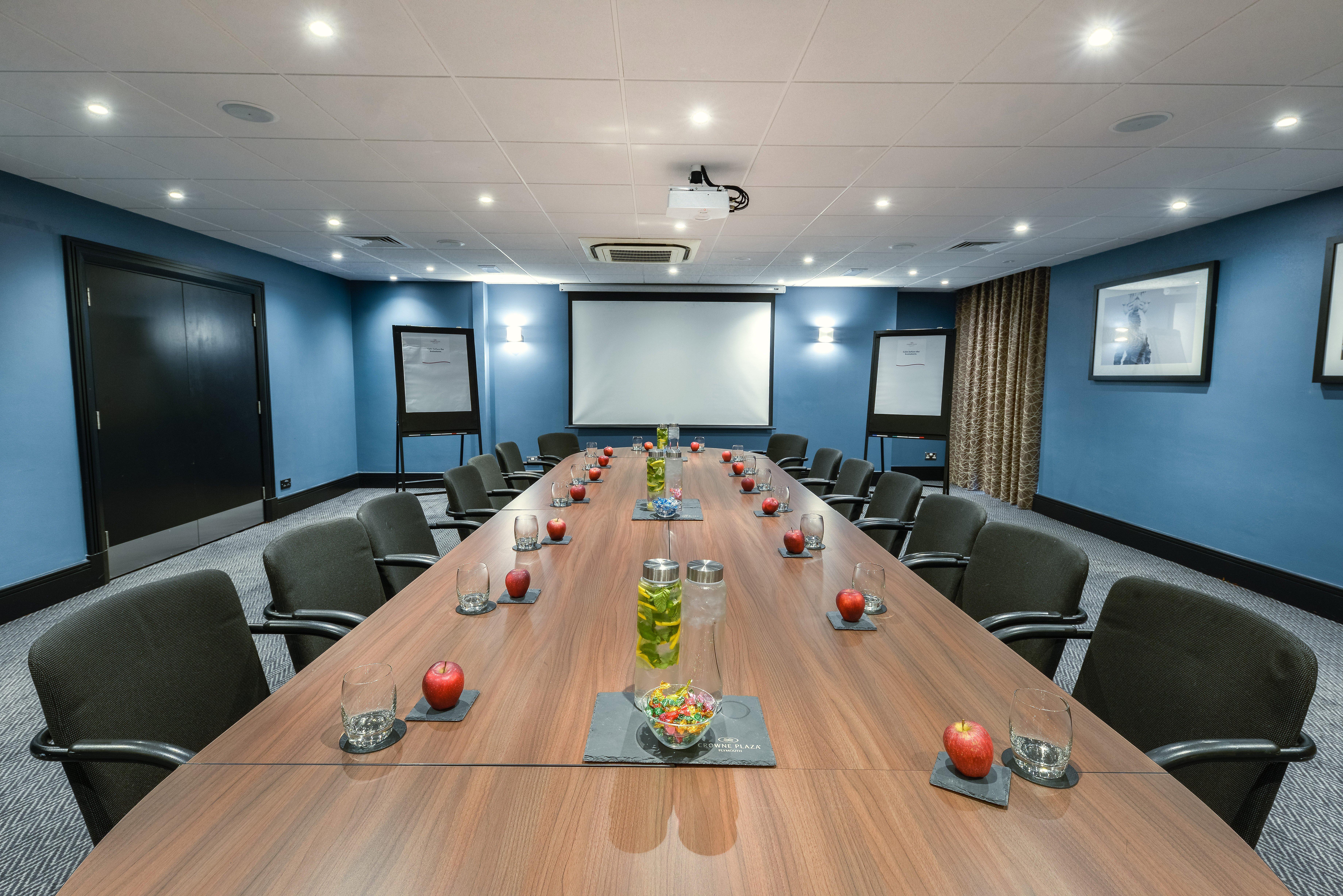 Hotel Crowne Plaza Plymouth By Ihg Affari foto