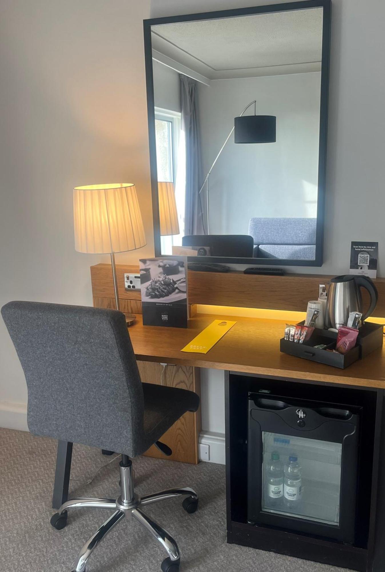 Hotel Crowne Plaza Plymouth By Ihg Esterno foto
